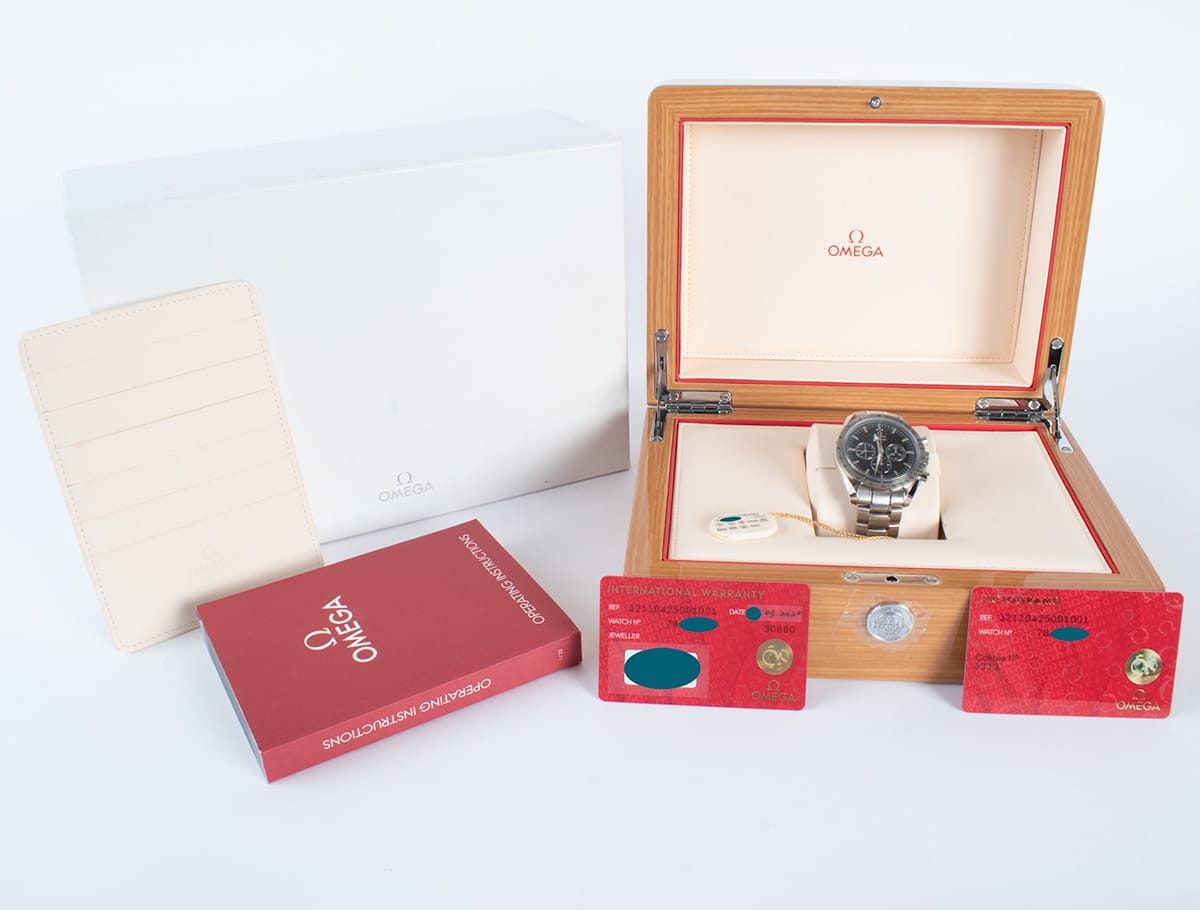 Box / Paper shot of Speedmaster Broad Arrow 1957 Chronograph