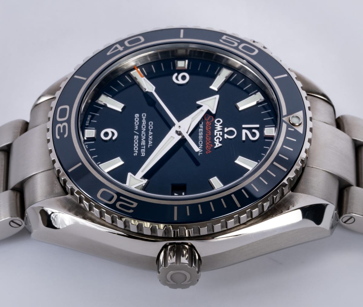 Crown Side Shot of Seamaster Planet Ocean