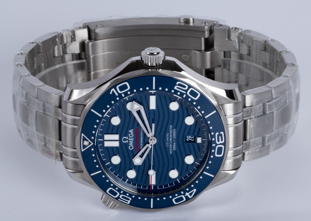 Front View of Seamaster Diver 300M