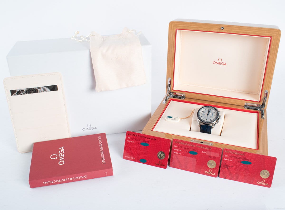 Box / Paper shot of Speedmaster Chronoscope 43