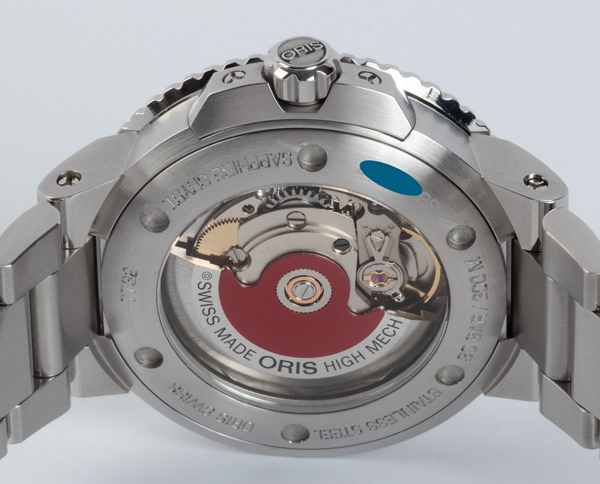 Caseback of Aquis Date 39.5