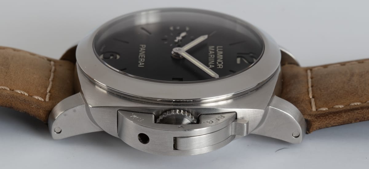 Crown Side Shot of Luminor 1950 3 Days Automatic