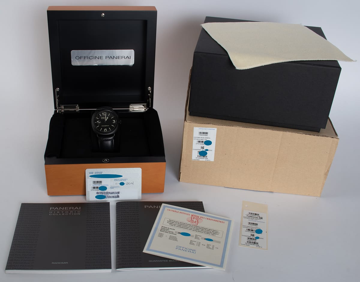 Box / Paper shot of Radiomir Black Seal