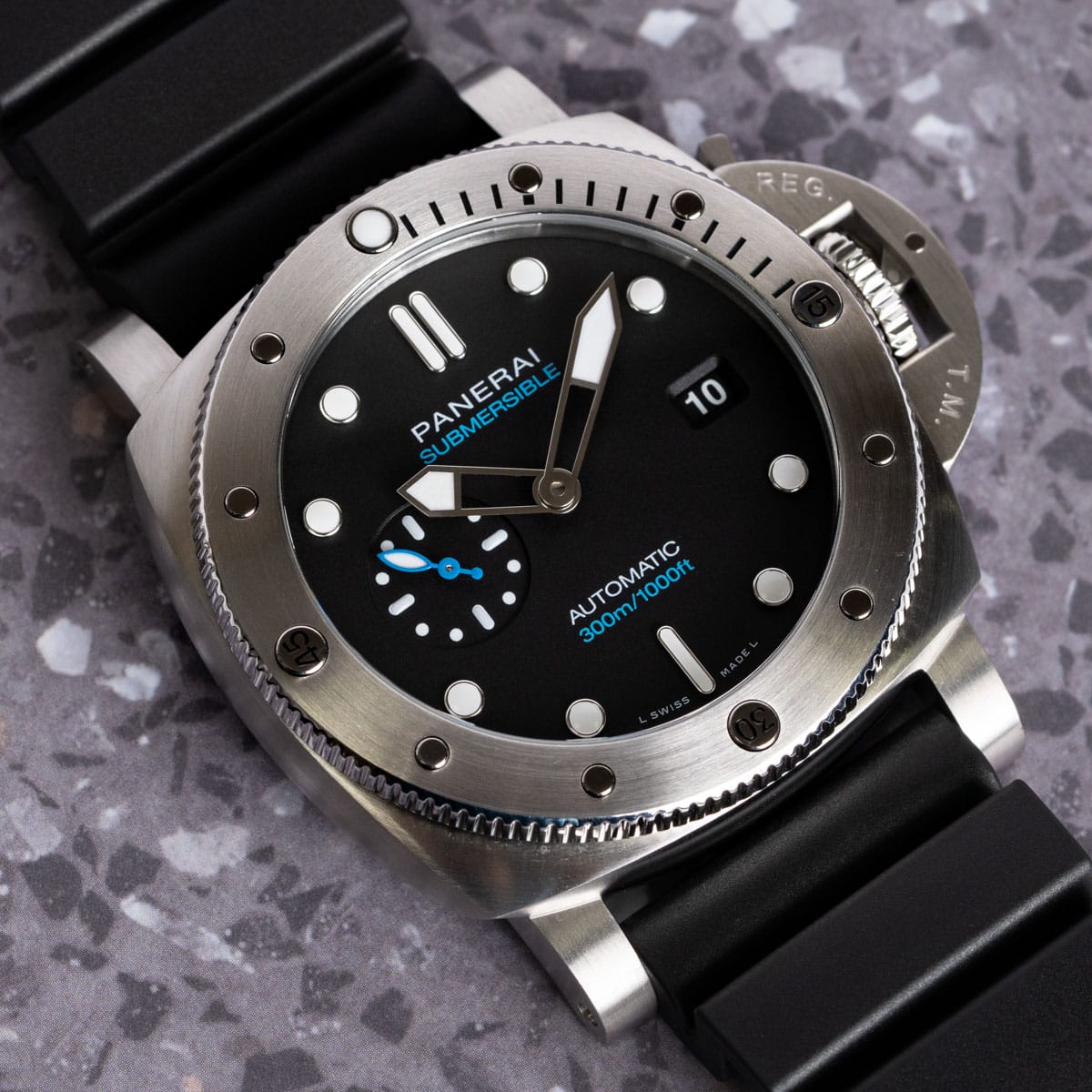 Stylied photo of  of Submersible QuarantaQuattro 44