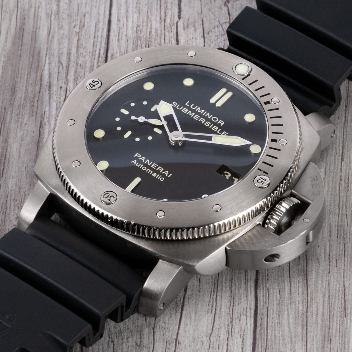 Stylied photo of  of Luminor Submersible 47MM