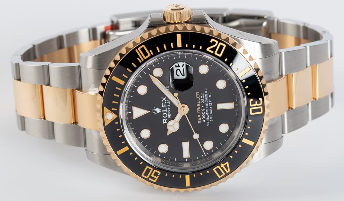 Front View of Sea-Dweller 43MM