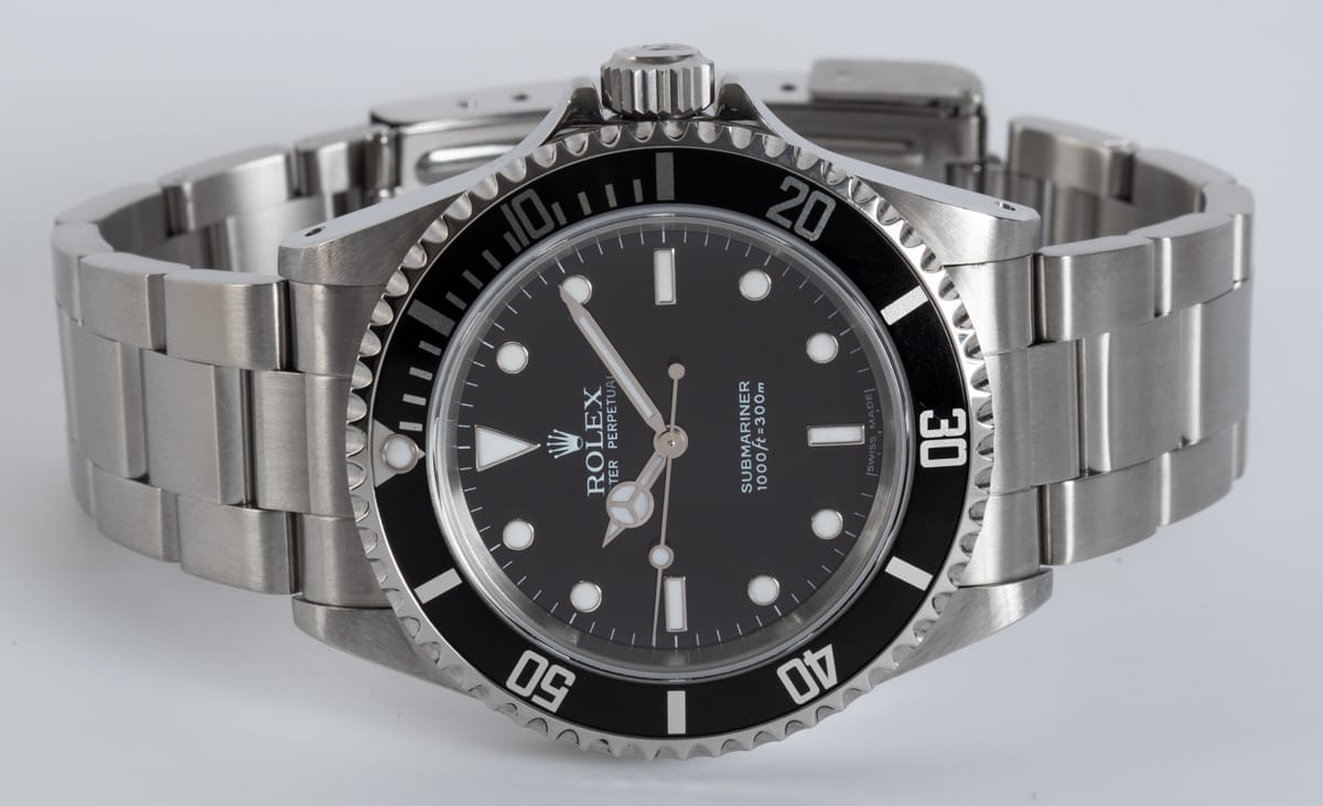 Front View of Submariner