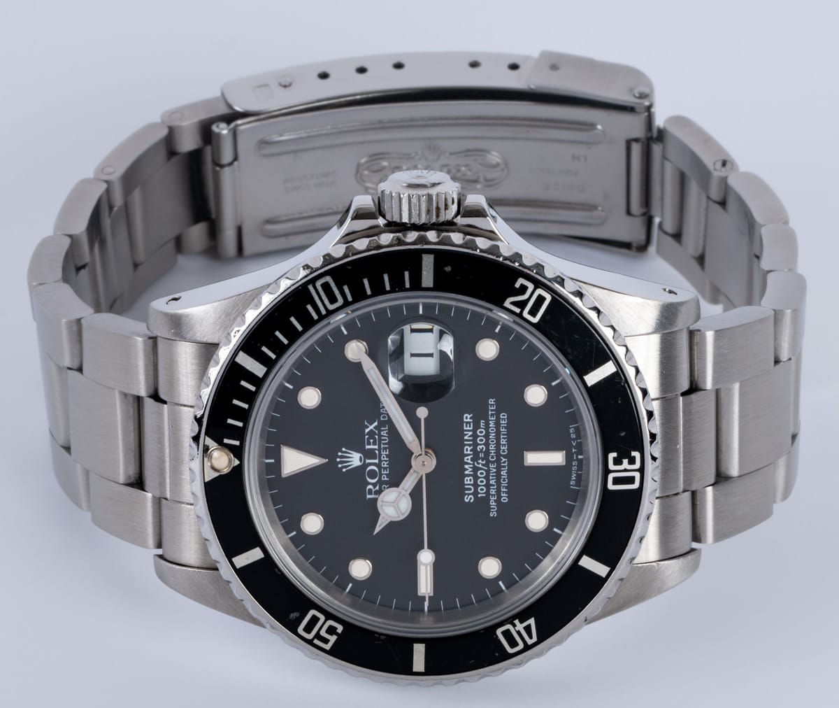 Front View of Submariner Date