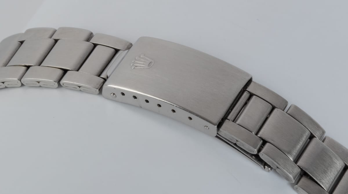Yet another Photo of  of Oyster 20 folded bracelet
