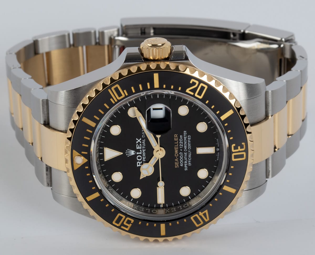 Front View of Sea-Dweller 43MM