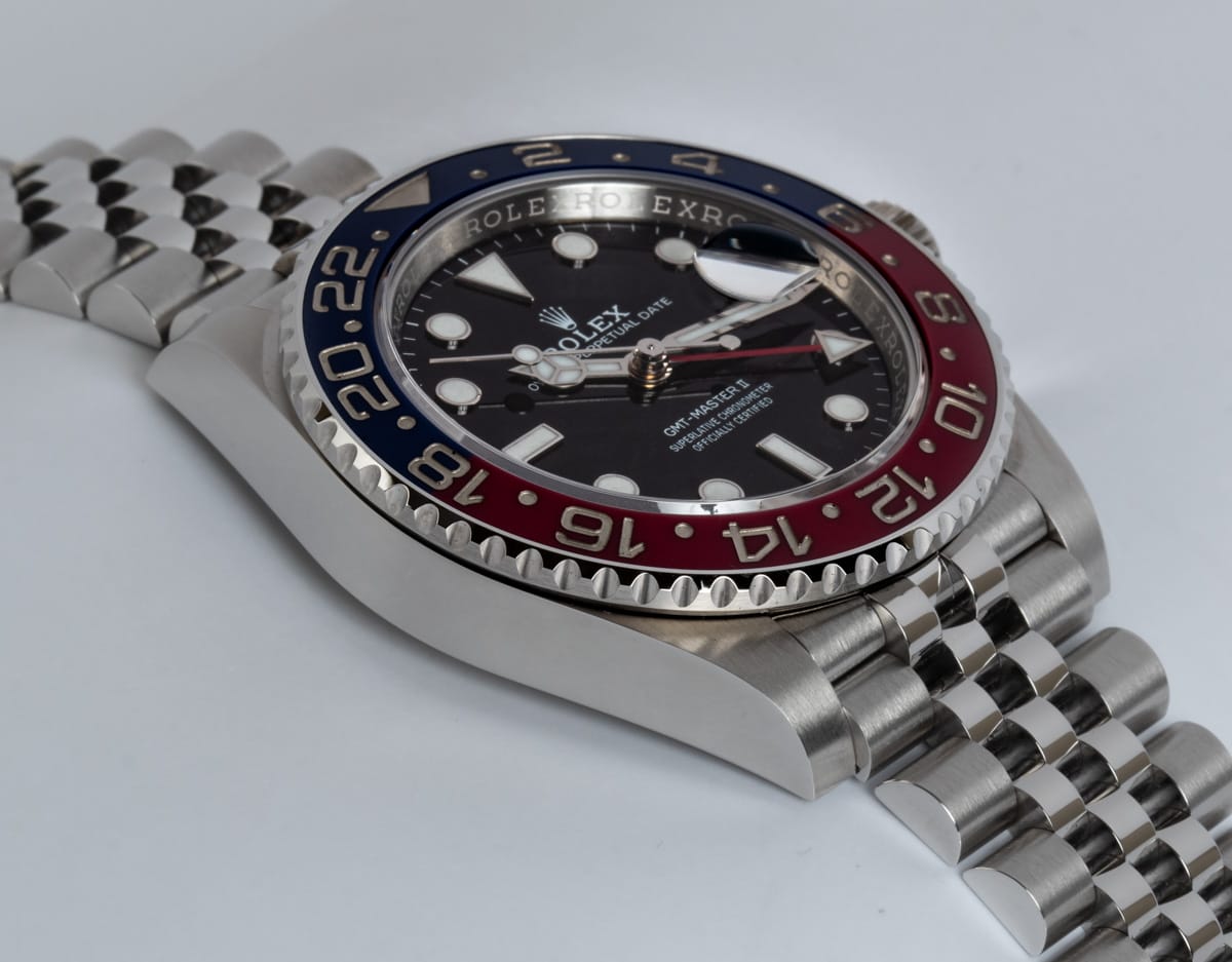 9' Side Shot of GMT-Master II 'Pepsi'