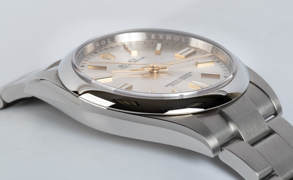 9' Side Shot of Oyster Perpetual 41
