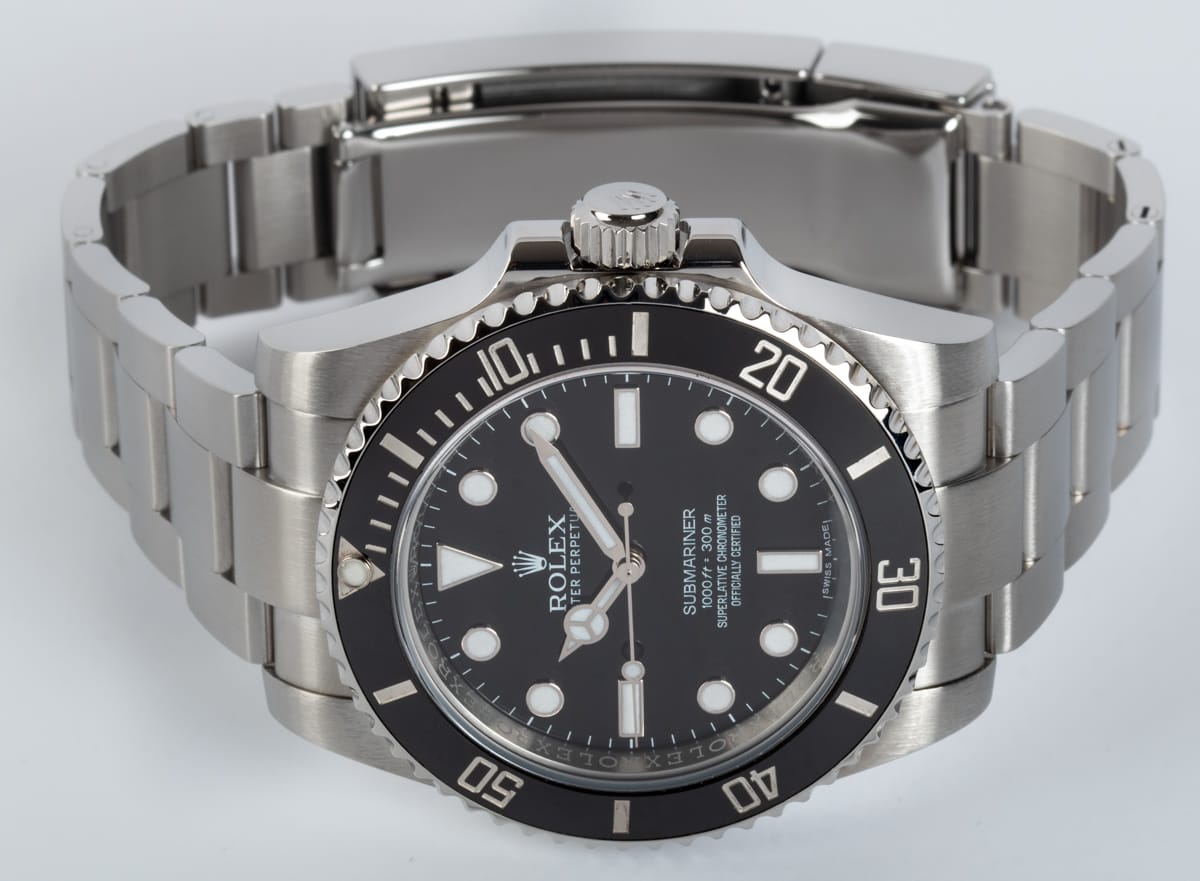 Front View of Submariner