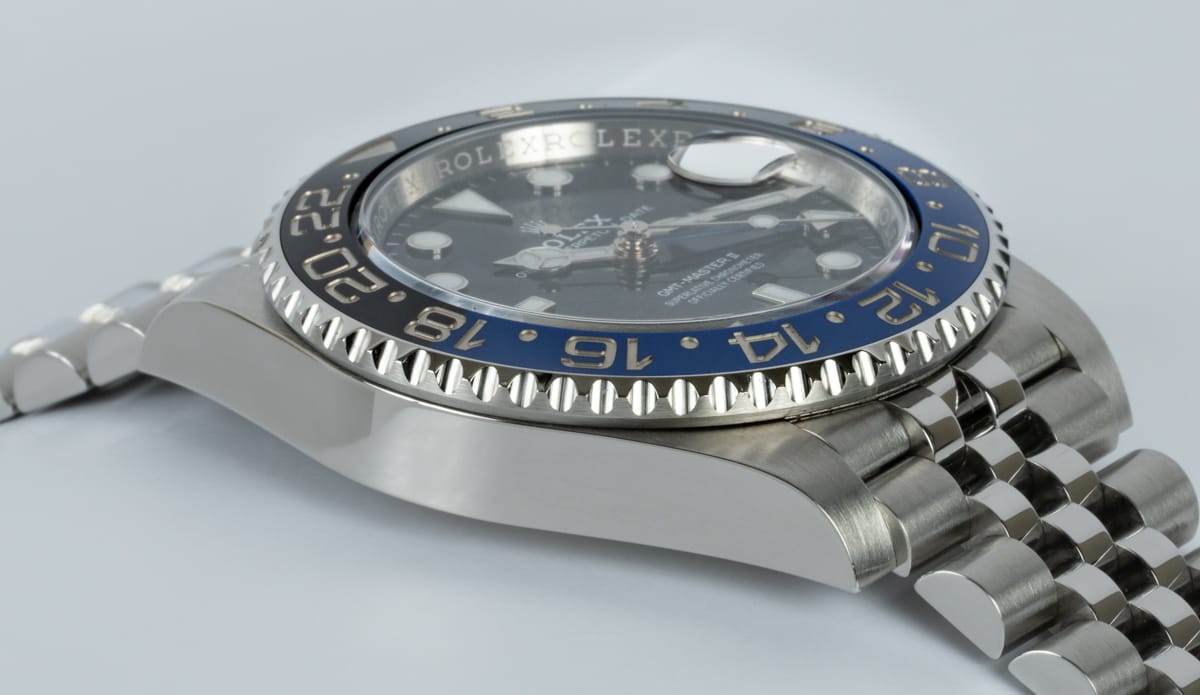 9' Side Shot of GMT-Master II 'Batgirl'