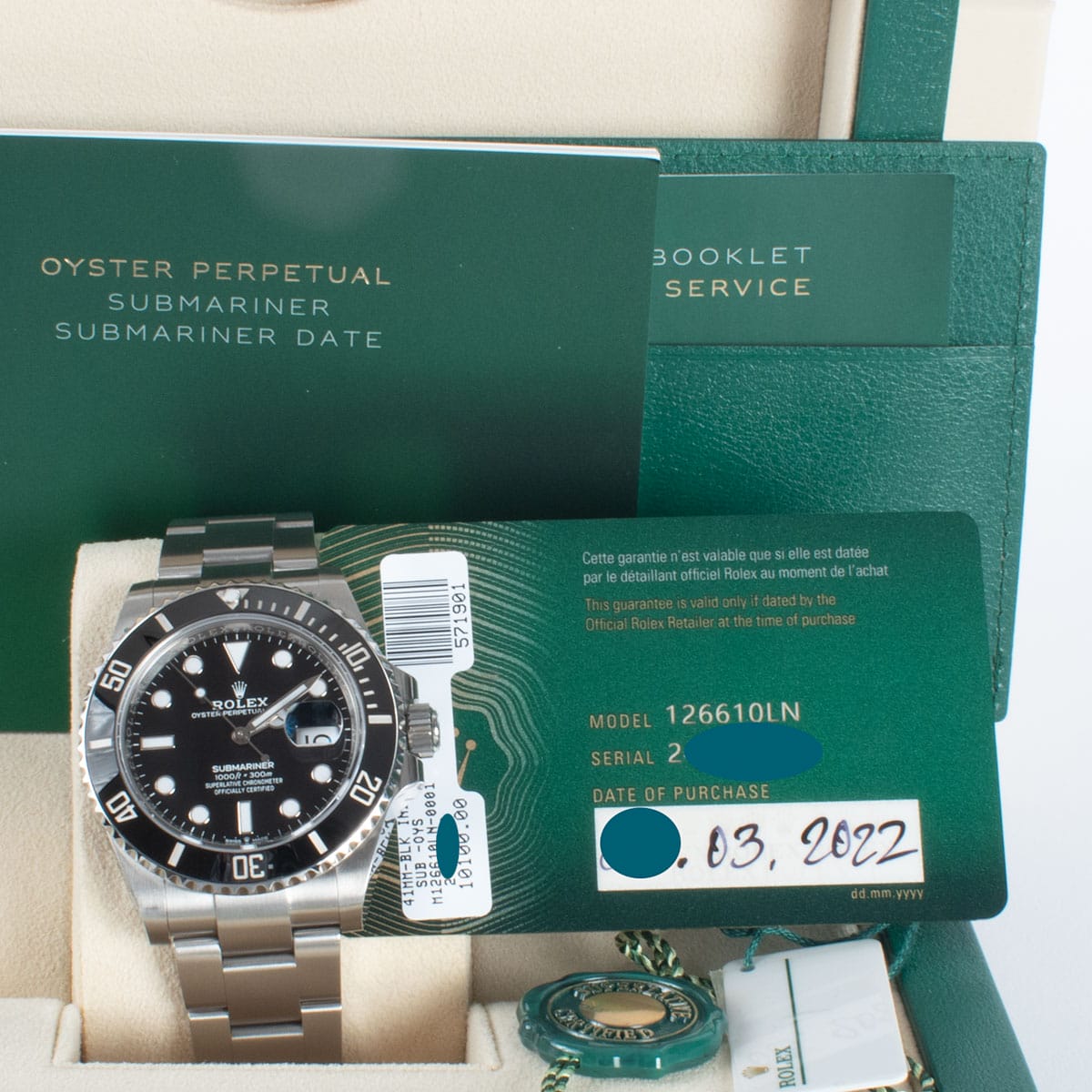 View in Box of Submariner Date 41