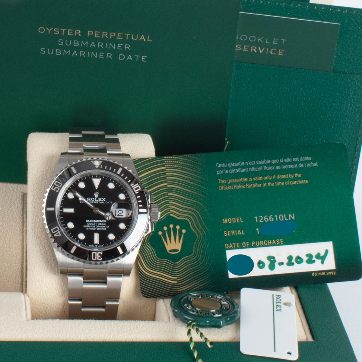 View in Box of Submariner Date 41