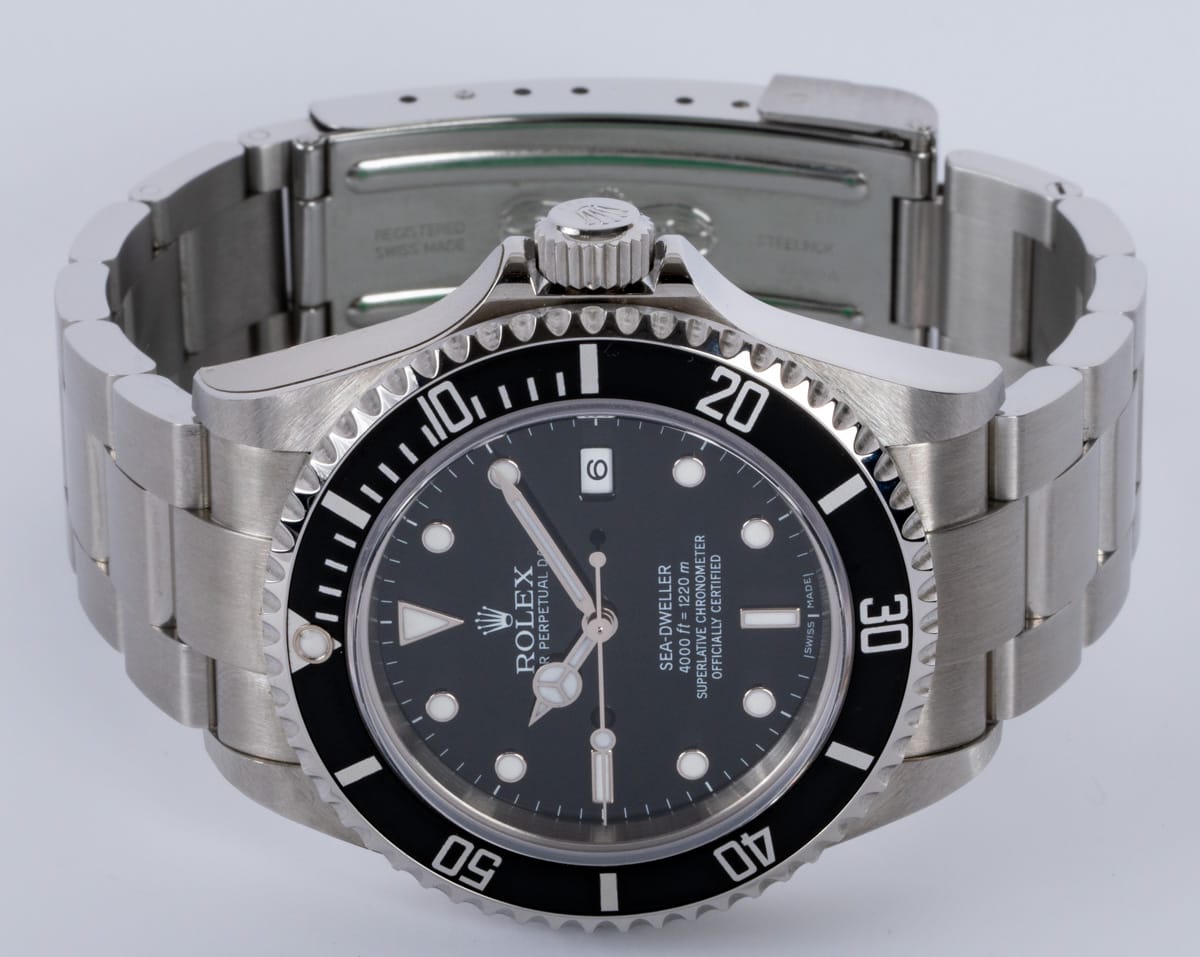 Front View of Sea-Dweller 4000