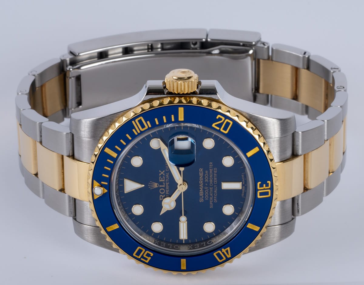 Front View of Submariner Date