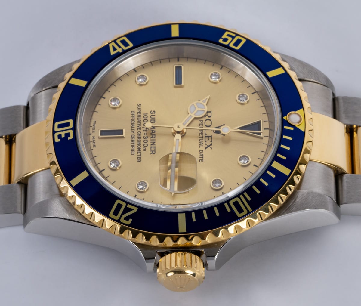 Crown Side Shot of Submariner Date