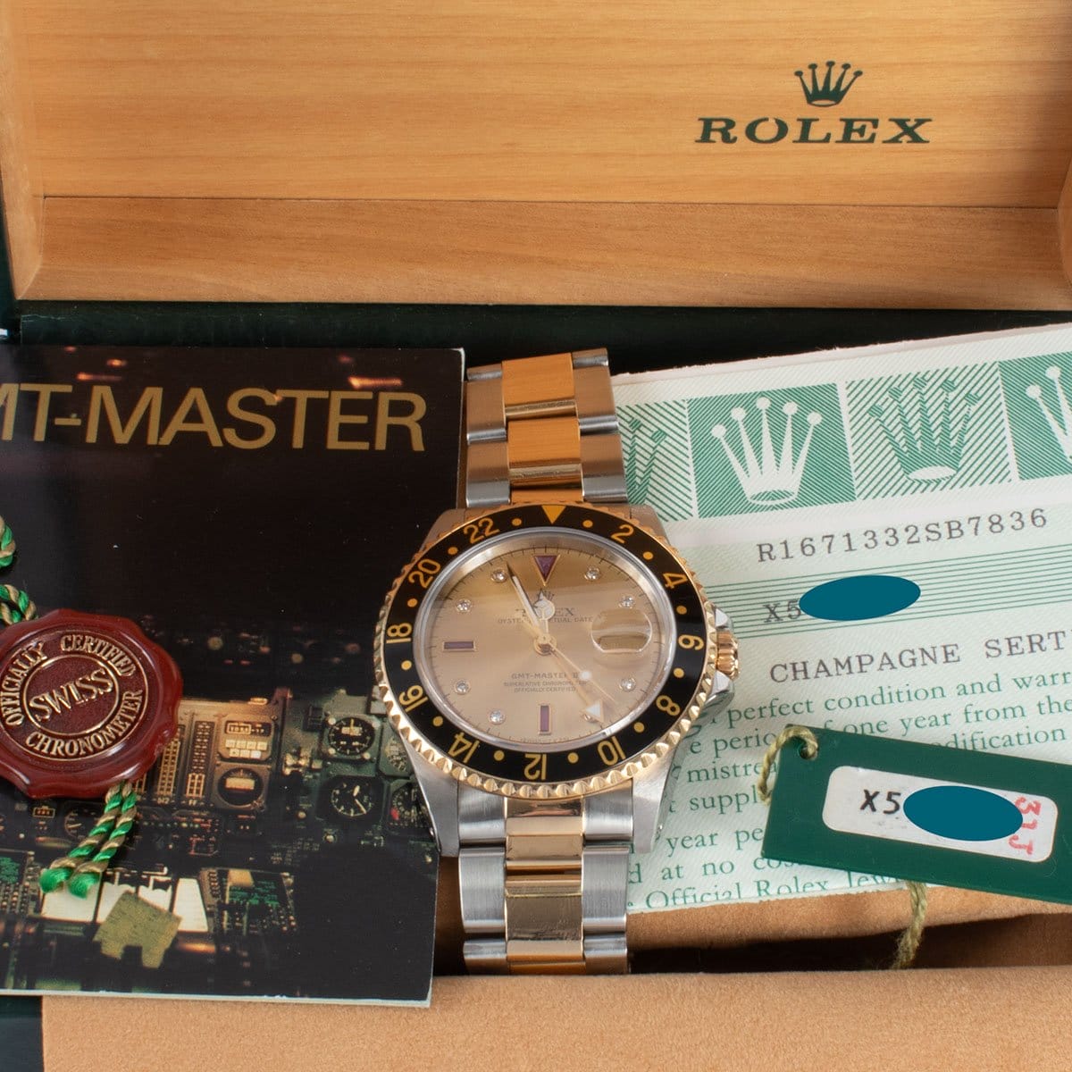 View in Box of GMT-Master II