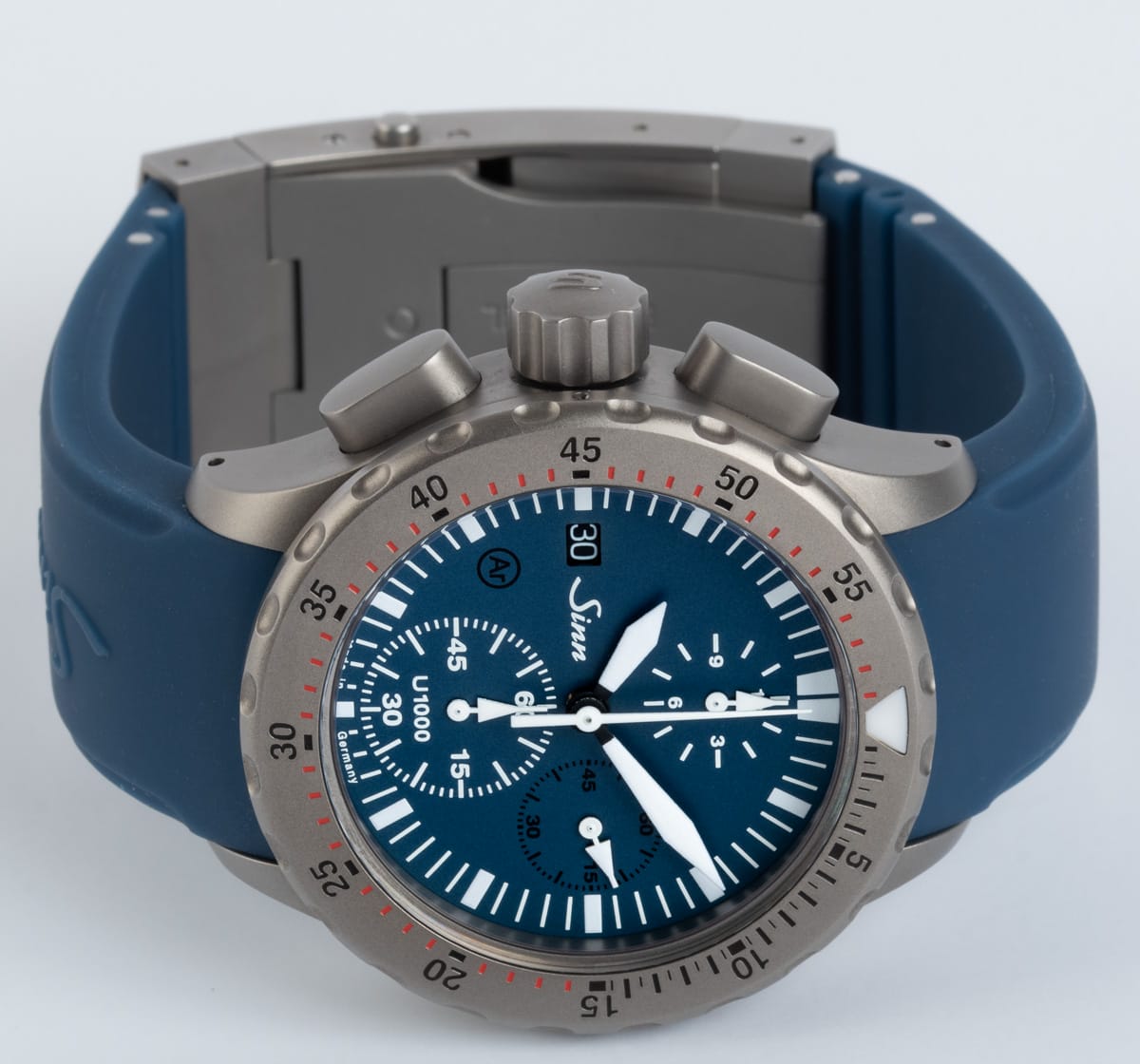 Front View of U-Boat U1000B EZM 6 Chronograph