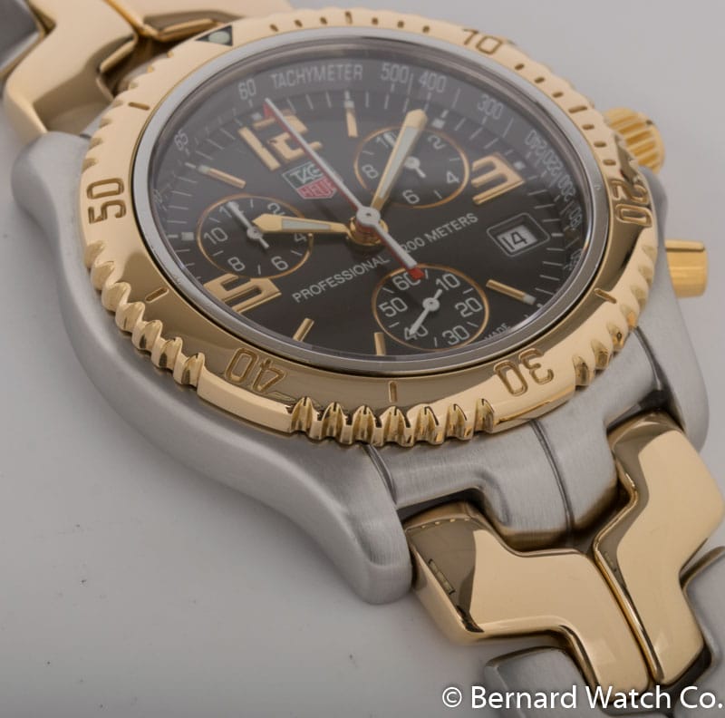 9' Side Shot of Link Chronograph