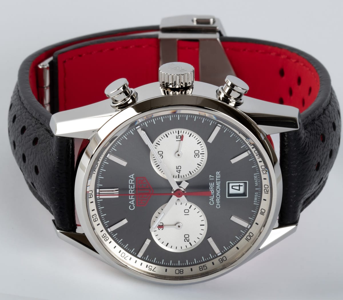 Front View of Carrera Chronograph Cal. 17