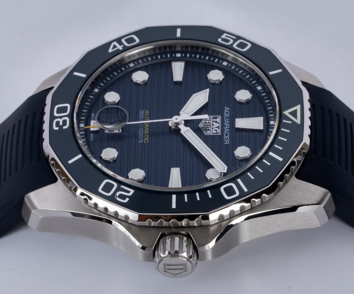 Crown Side Shot of Aquaracer Professional 300