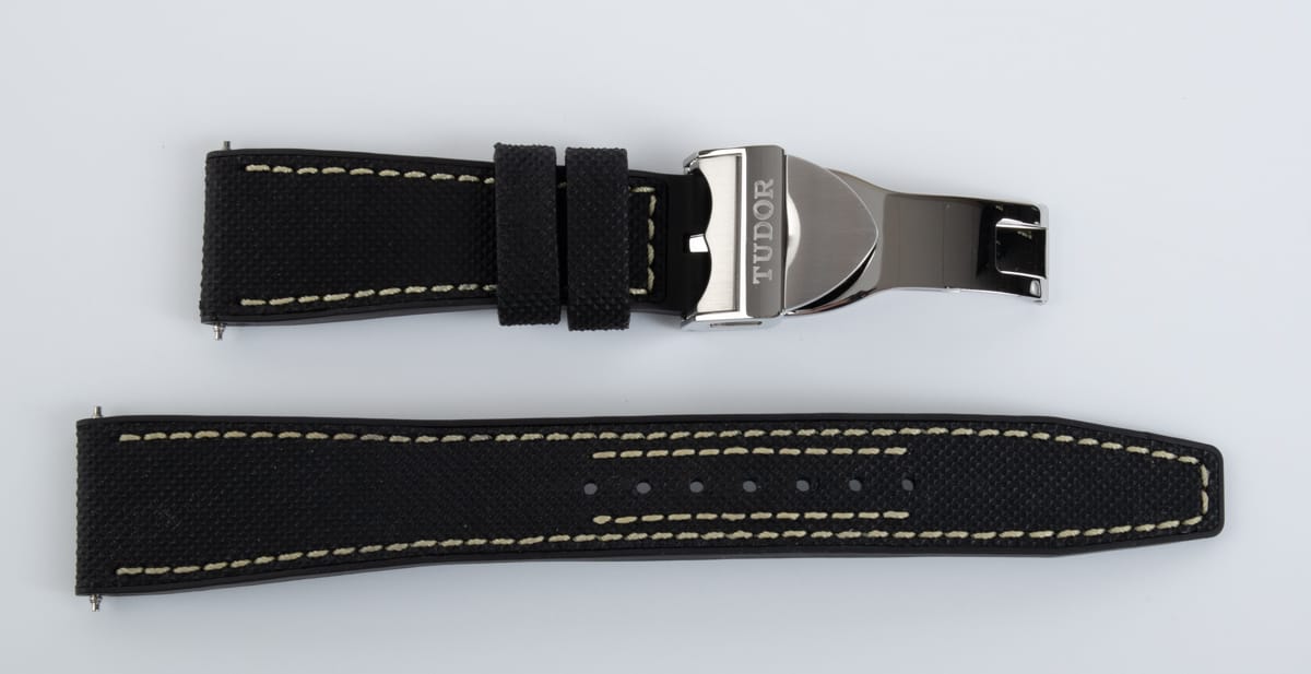 Front View of Hybrid Deployant Strap