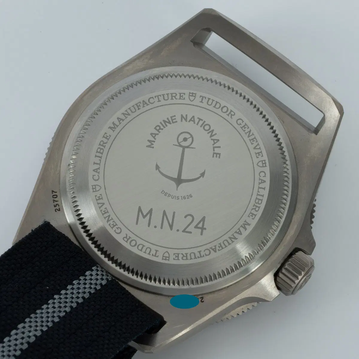 Caseback of Pelagos FXD Marine Nationale M.N. 24