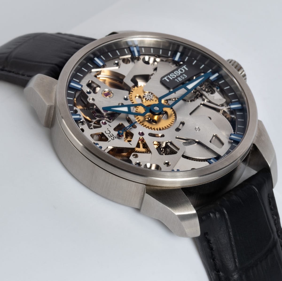 9' Side Shot of T-Complication Skeleton